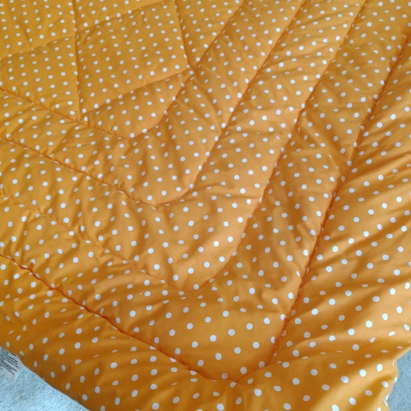 Vintage 70s Fieldcrest Reversible Cotton Twin Orange Yellow Polka Dot Comforter - Picture 7 of 9